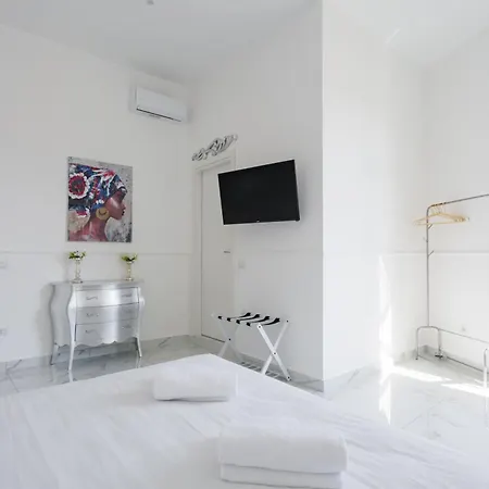 Golden By Dimorra ナポリ