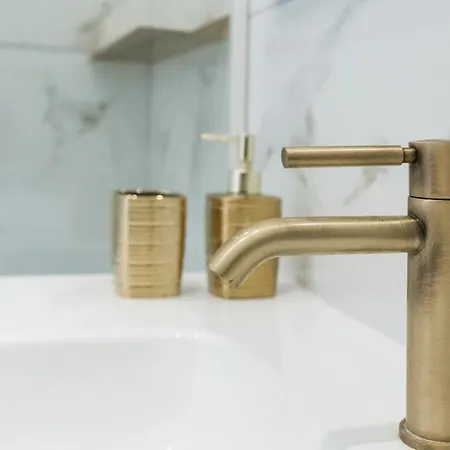 Golden By Dimorra ナポリ