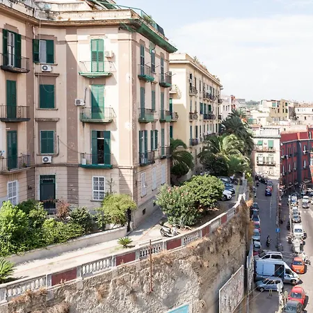 Golden By Dimorra アパートホテル 3*