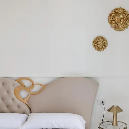 Golden By Dimorra 3*